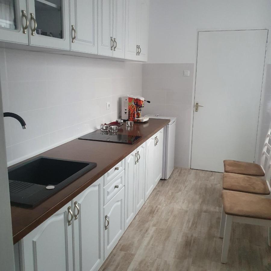 Casa Isa Villa Орадеа Екстериор снимка